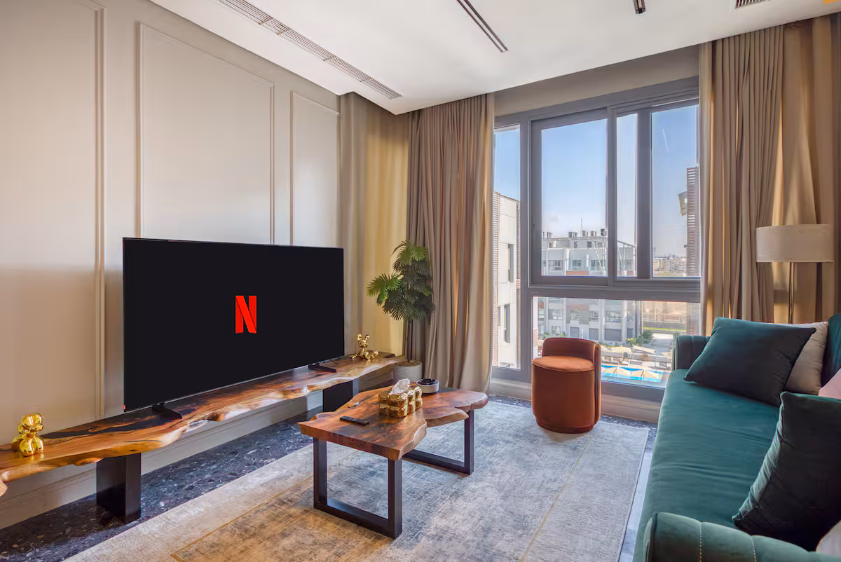 Luxury Pool View Suite at JW Marriott Residences — Living Room in First New Cairo, Egypt