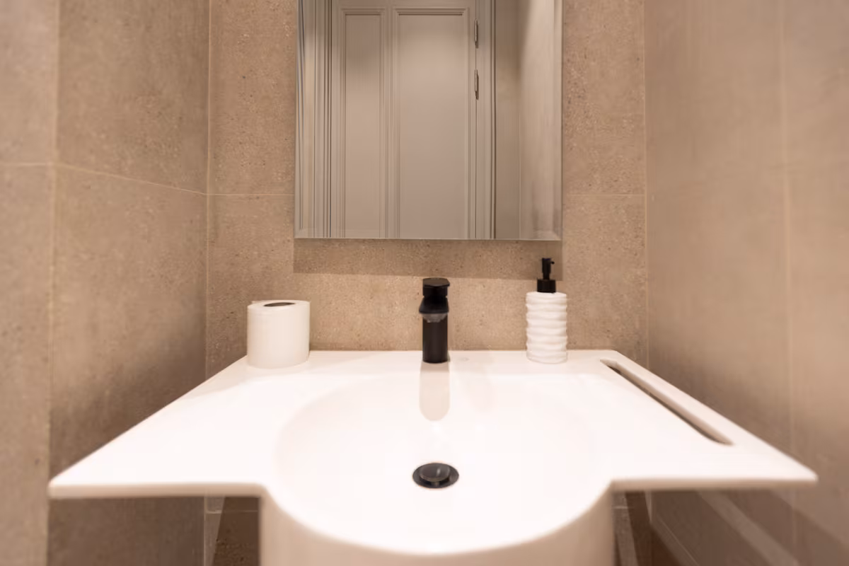 Luxury Pool View Suite at JW Marriott Residences — Half Bathroom 1 in First New Cairo, Egypt — photo 2