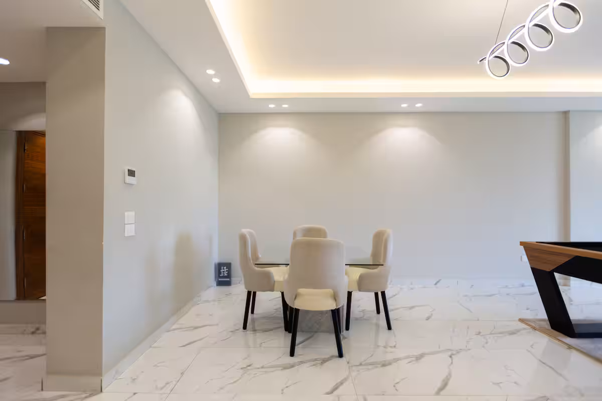 Panoramic Garden & Pool View |3-BR Apt|Silver Palm — Dining Area in First New Cairo, Egypt — photo 2