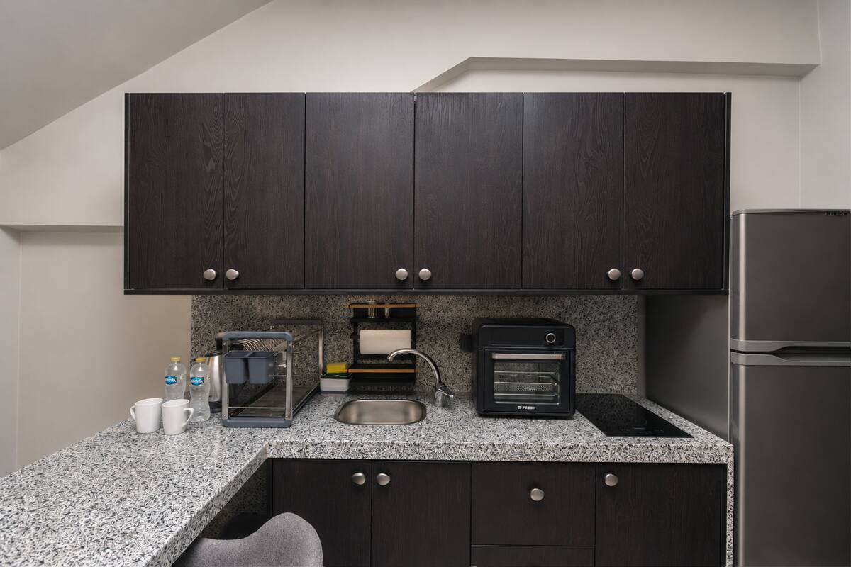 Maisonette | One Private Suite | Front of Waterway — Full Kitchen in First New Cairo, Egypt — photo 3