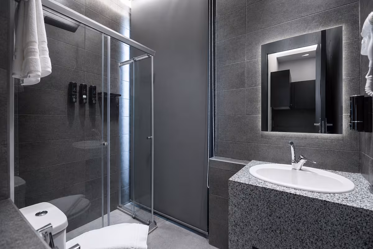 Studio | Maisonette Boutique Hotel |Waterway Front — Full bathroom 1 in First New Cairo, Egypt