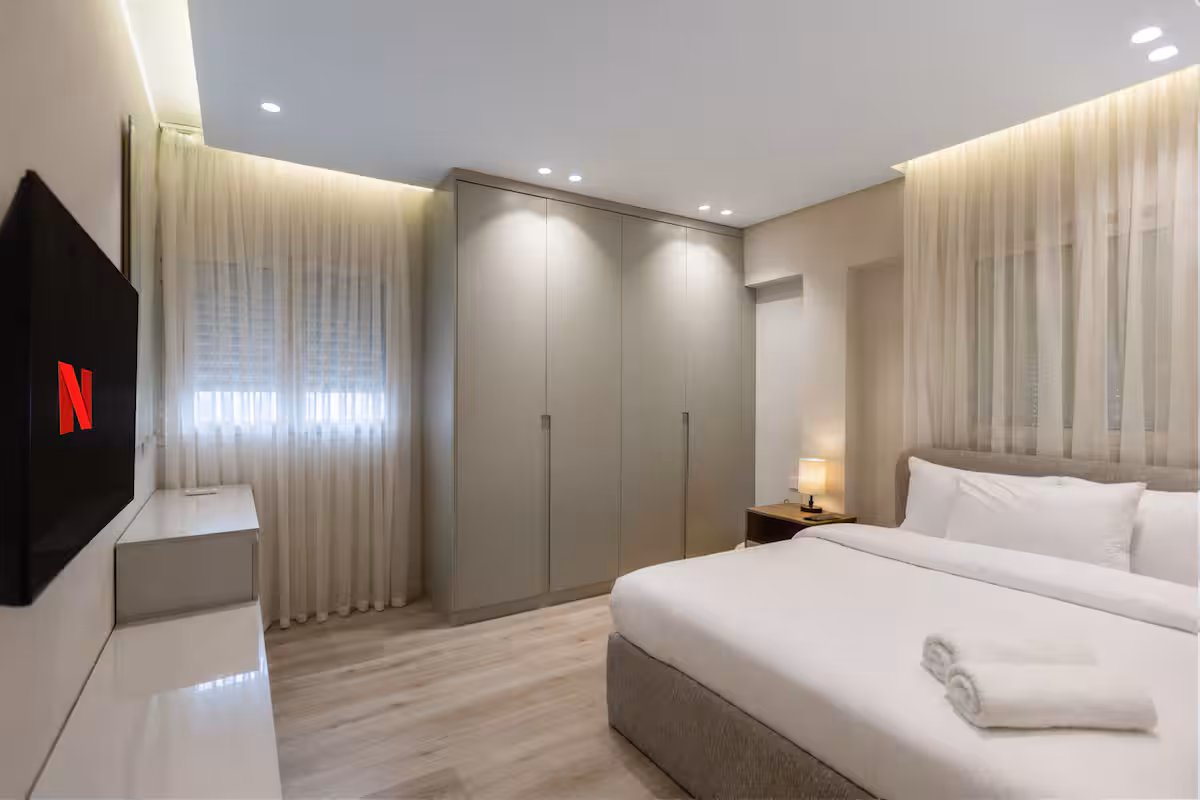 Modern Elegance in Almaza | Premium 2-BR Apartment — Bedroom 1 in Heliopolis, Egypt — photo 2
