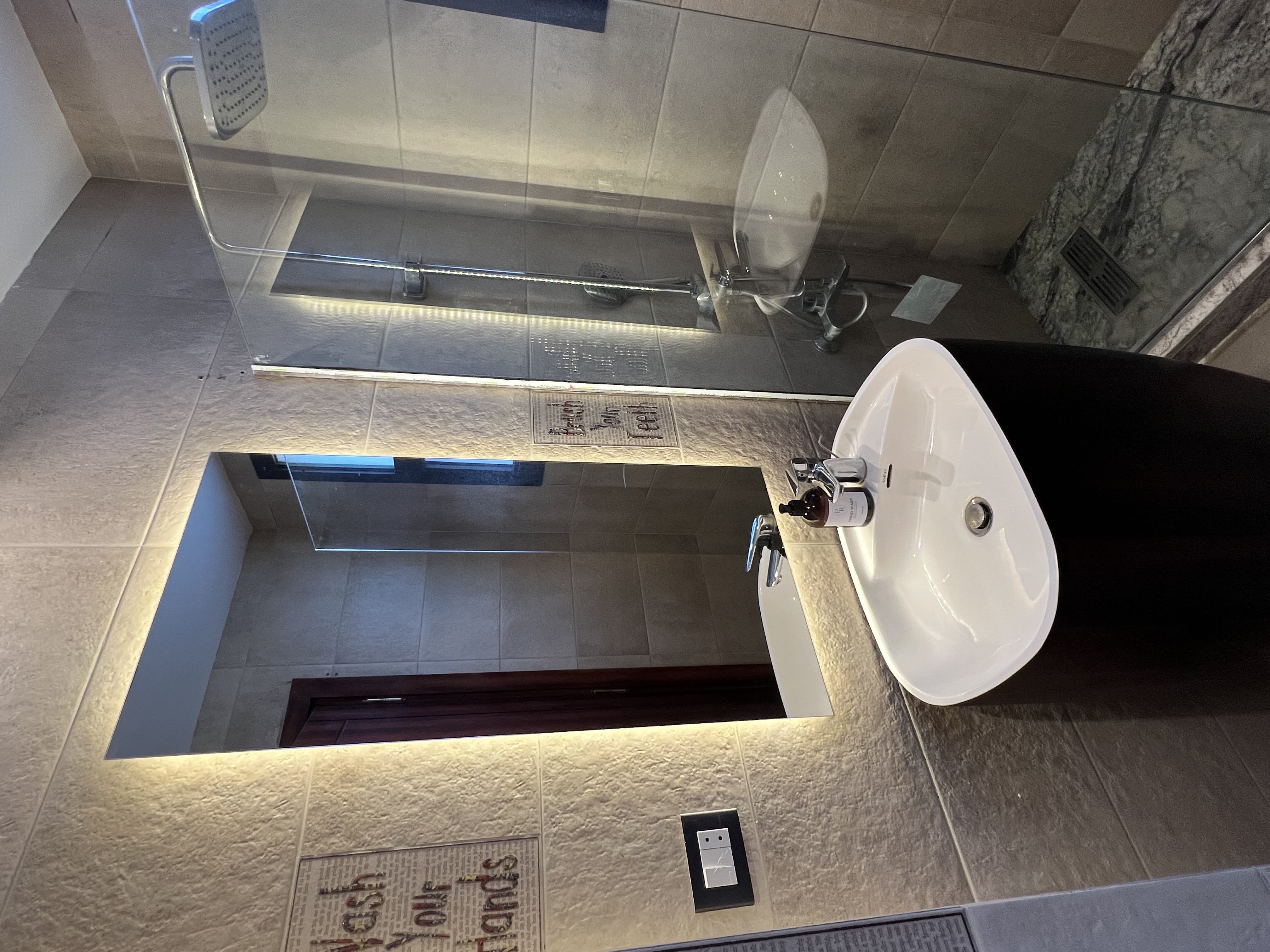 Stylish 2BR Apartment | SODIC east town | NewCairo — Bedroom 2 in new Cairo, Egypt — photo 3