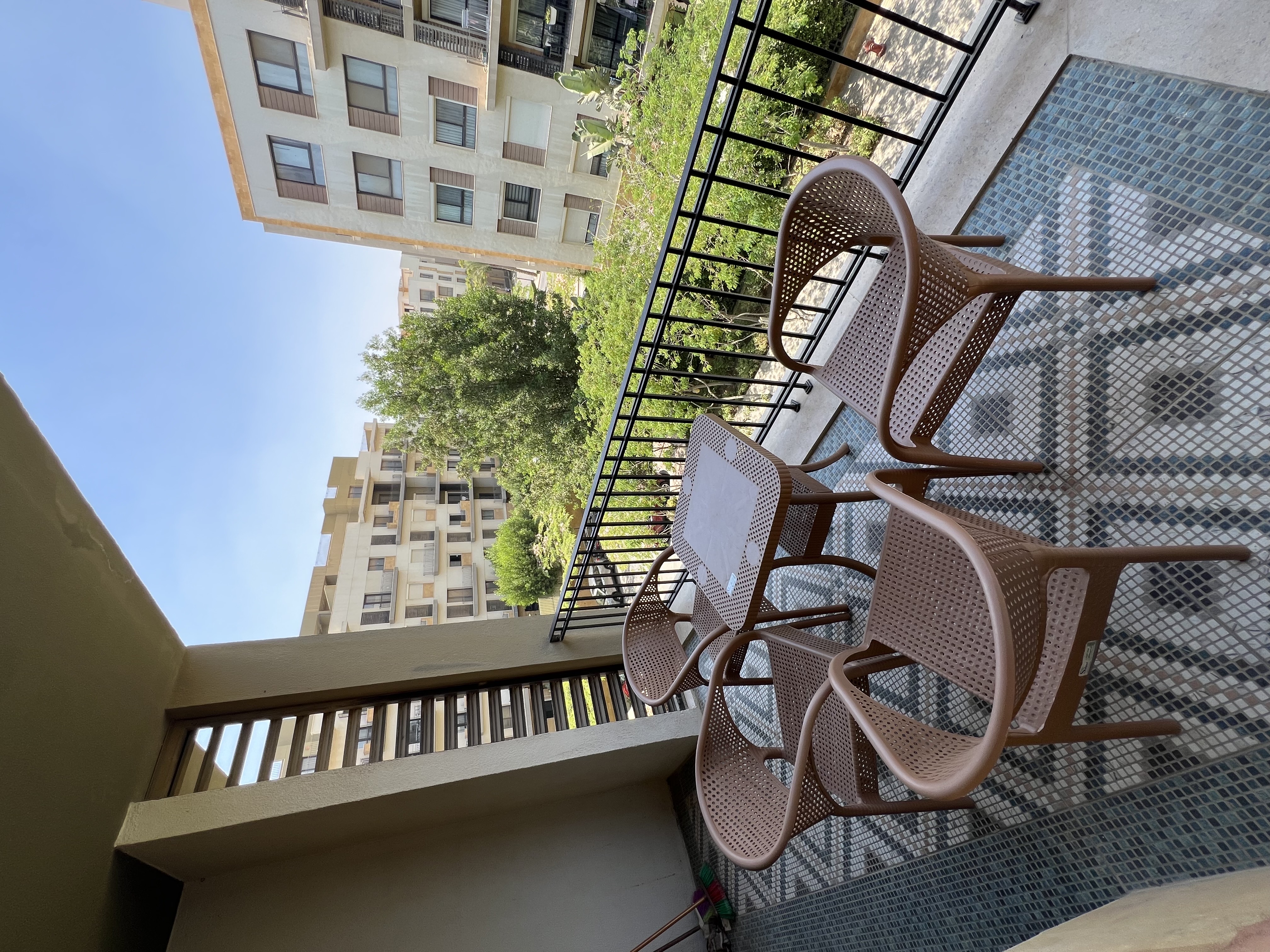 Stylish 2BR Apartment | SODIC east town | NewCairo — Balcony in new Cairo, Egypt — photo 2