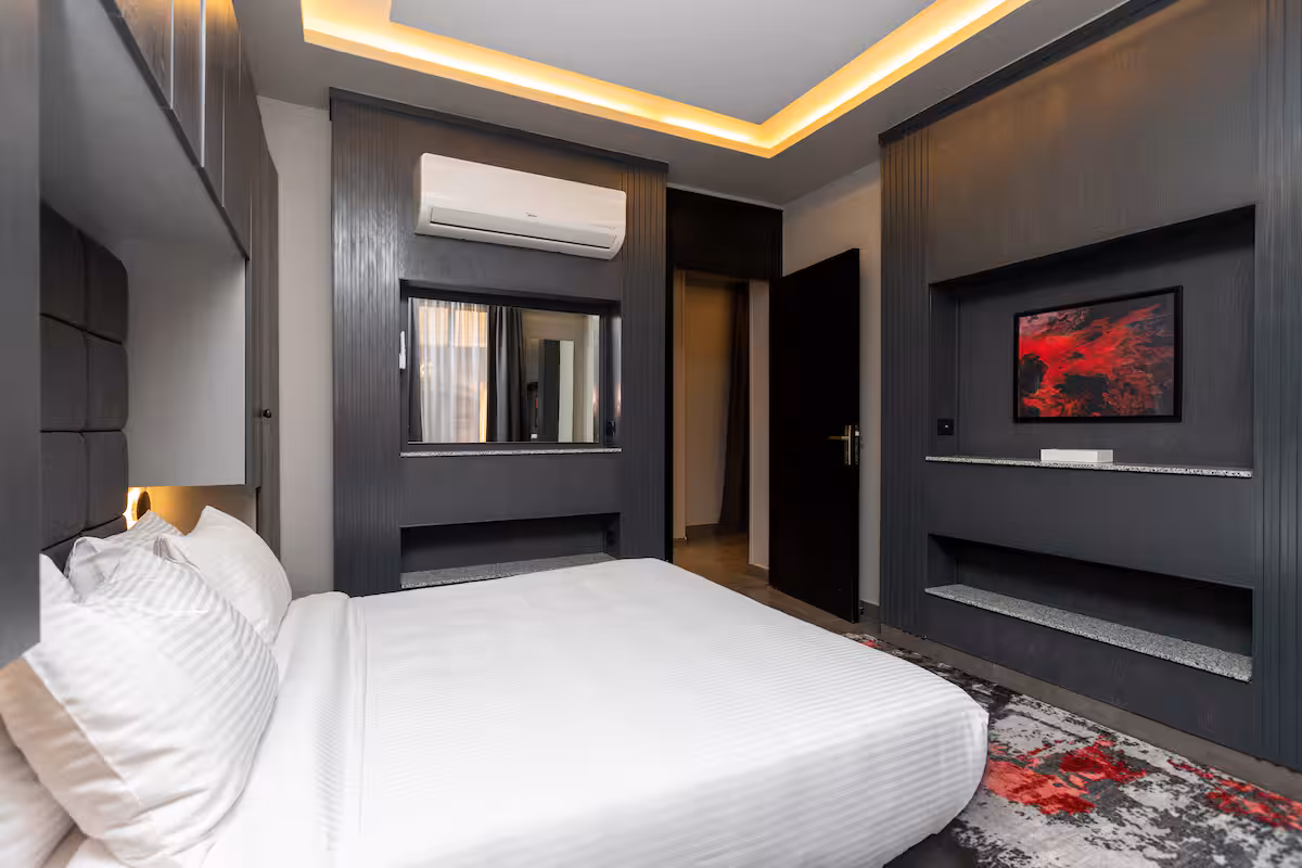 1BR Suite | Maisonette Boutique | Waterway front — Bedroom 1 in First New Cairo, Egypt