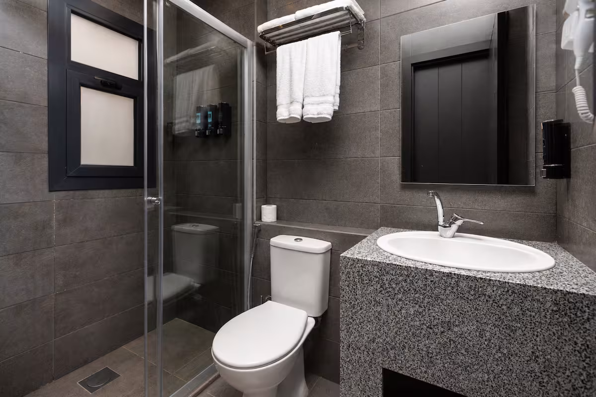 1BR Suite | Maisonette Boutique | Waterway front — Full bathroom 1 in First New Cairo, Egypt