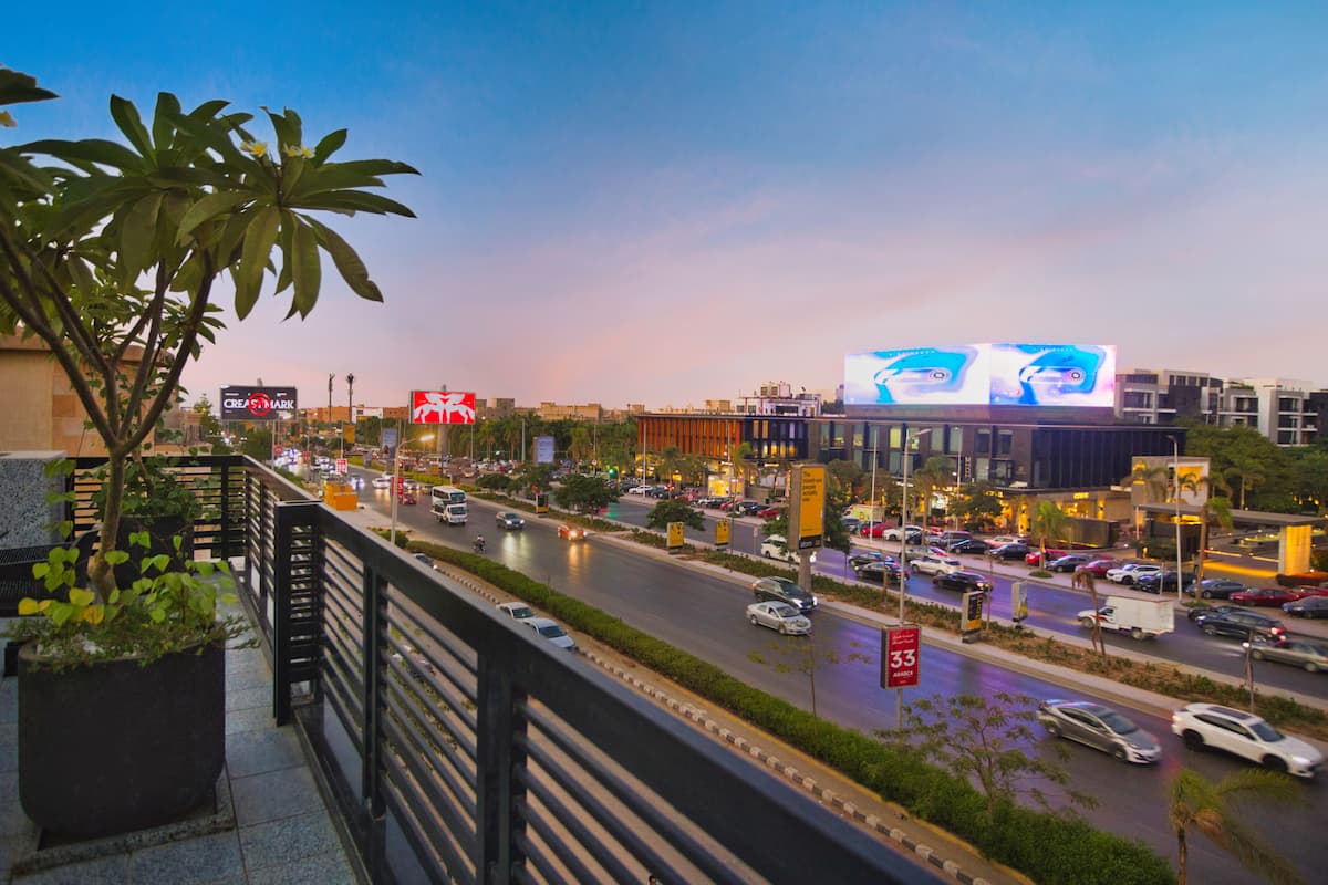 1BR Suite | Maisonette Boutique | Waterway front — Balcony in First New Cairo, Egypt