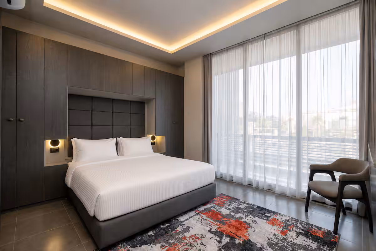 Maisonette | Stunning Waterway View & Balcony — Bedroom 1 in First New Cairo, Egypt