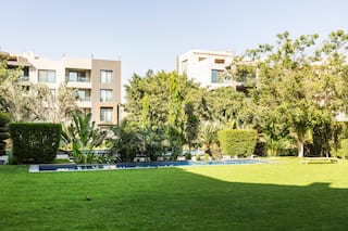 Extra-Wide 3-Bdr Apt | Garden & Pool | Silverpalm — Pool in Cairo, Egypt — photo 3