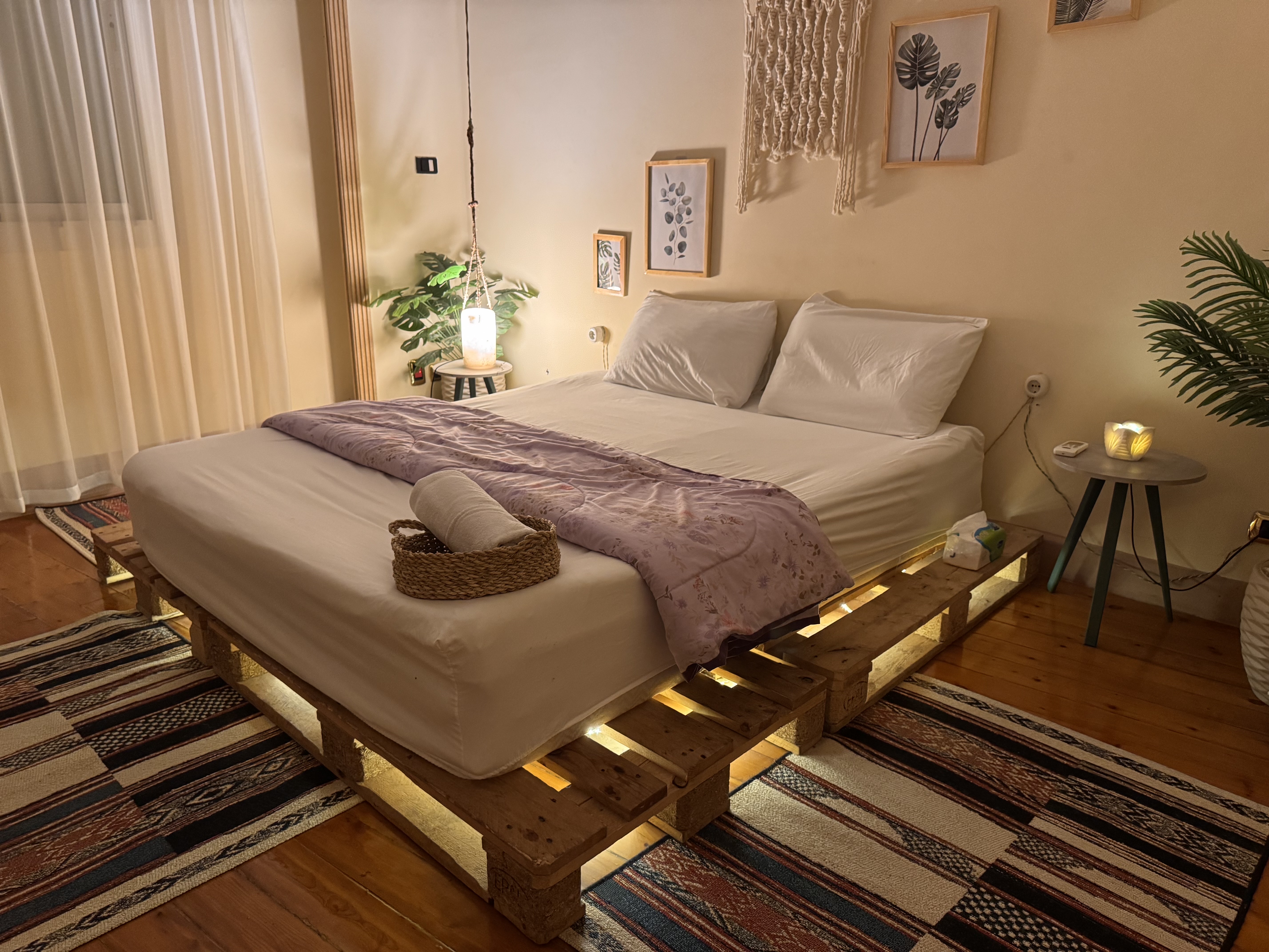 Rosy room near by Cairo university — Bedroom 1 in Dokki , Giza, Egypt