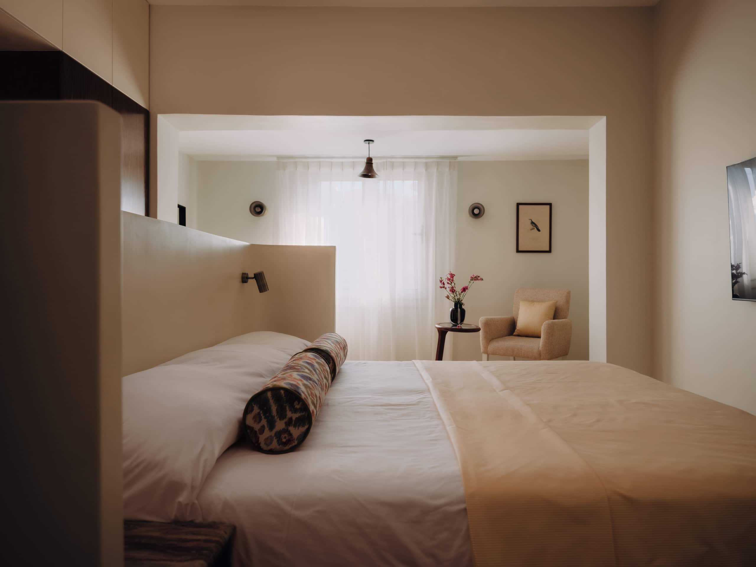 Longchamps Boutique Hotel Room w/ Breakfast — Bedroom 1 in Zamalek , Cairo, Egypt — photo 3