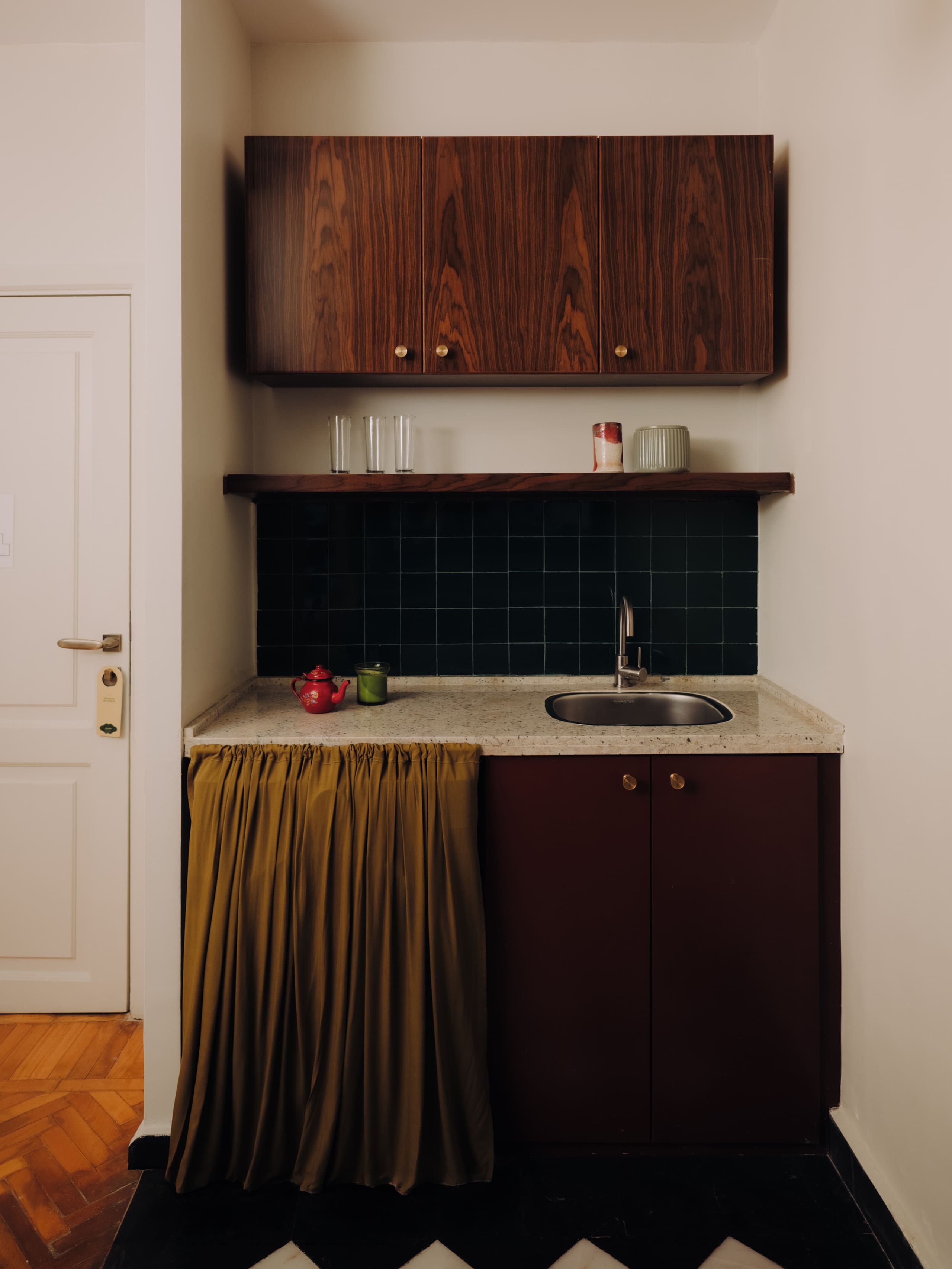 Longchamps Boutique Hotel Suite w/ Breakfast — Full Kitchen in Zamalek , Cairo, Egypt