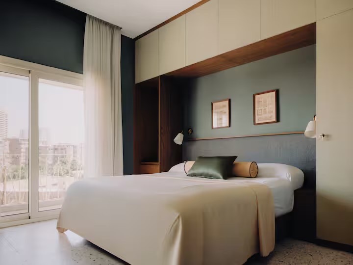 Longchamps Boutique Hotel Room w/ Breakfast 3 — Bedroom 1 in Cairo, Egypt, Egypt — photo 2