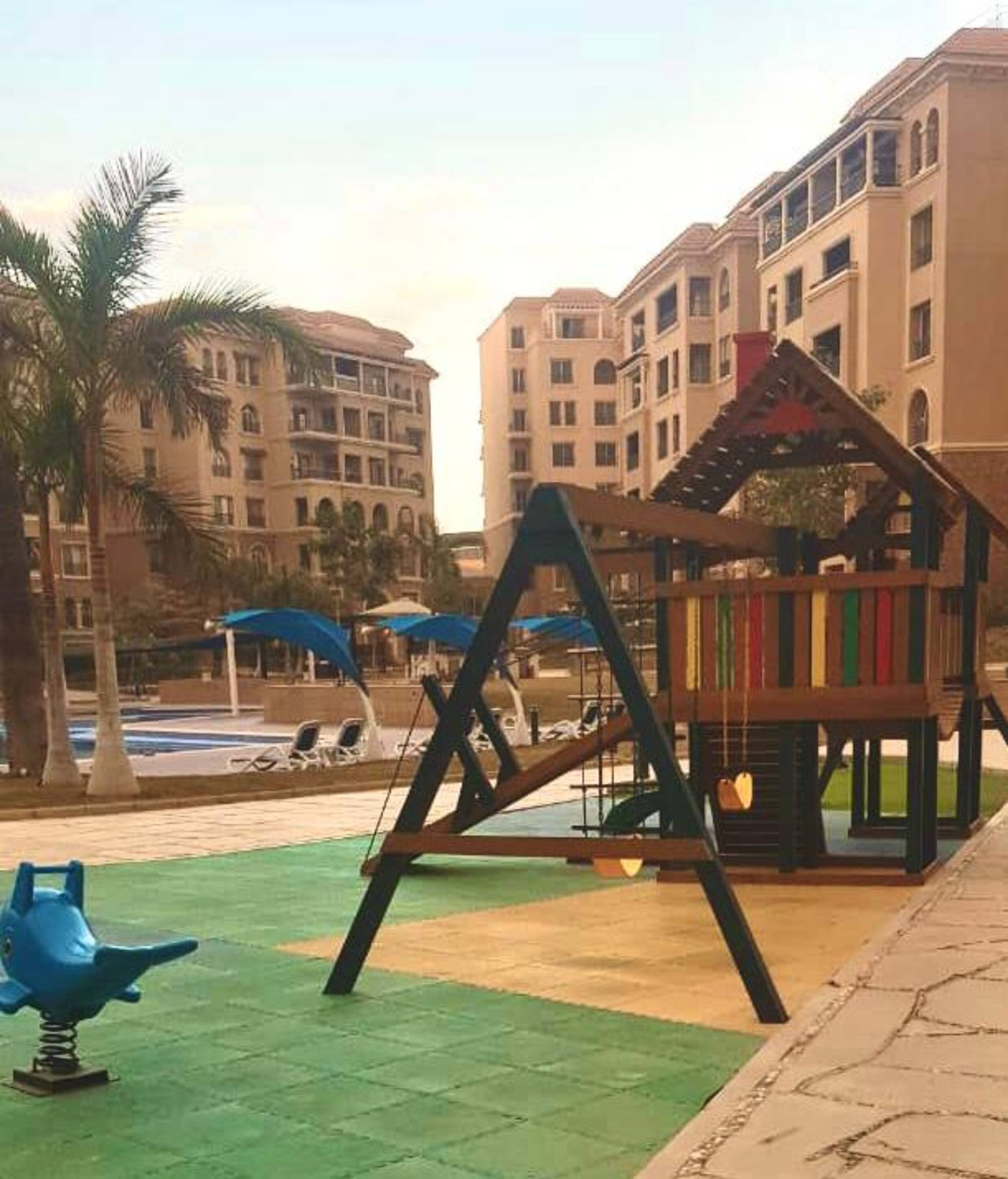 Pool Side New 2-bed Luxury Gated 90 Avenue TBK AUC — Pool in First New Cairo, Egypt