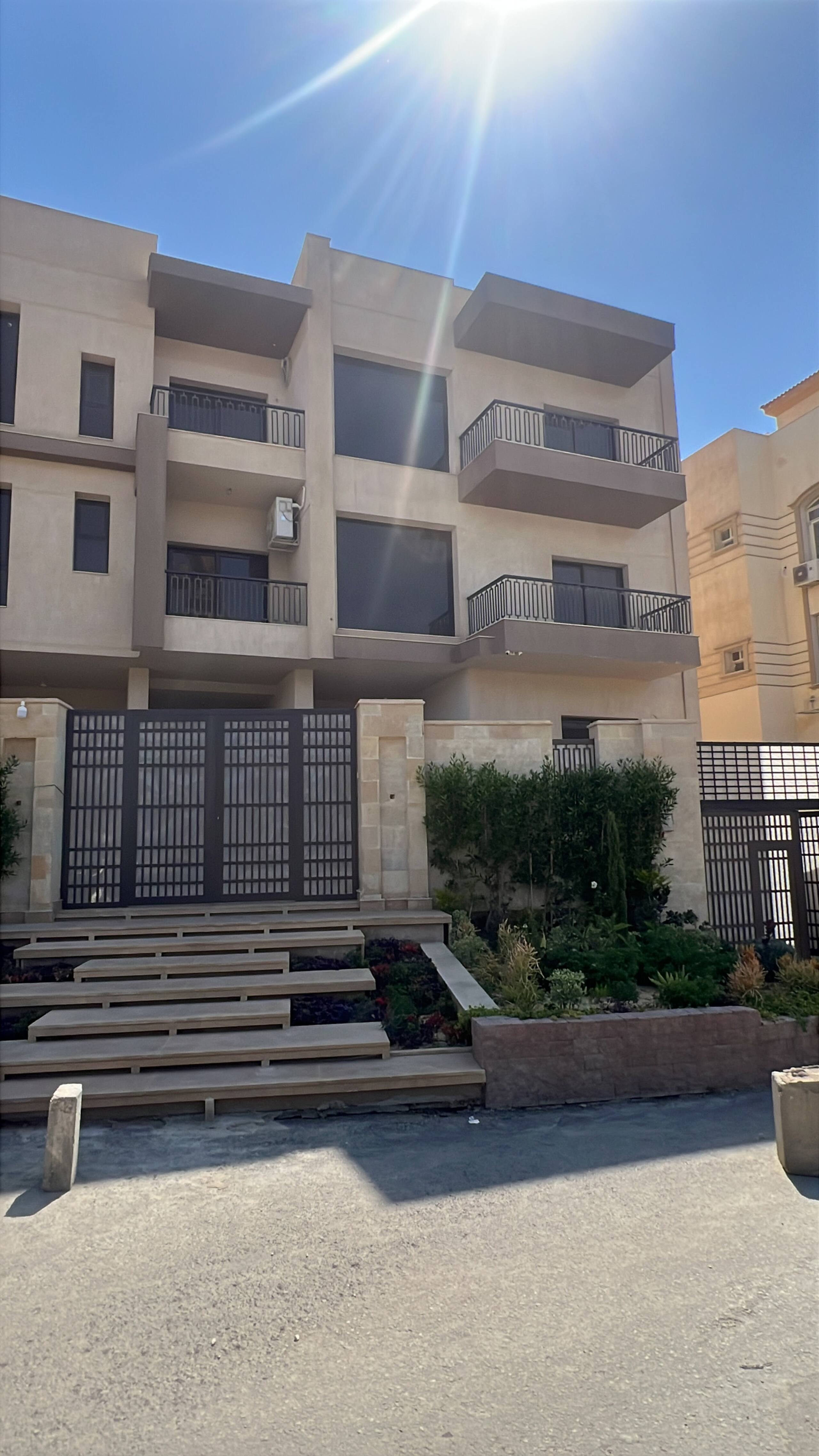Luxurious Private Garden Apt with High Ceilings — Exterior in First New Cairo, Egypt