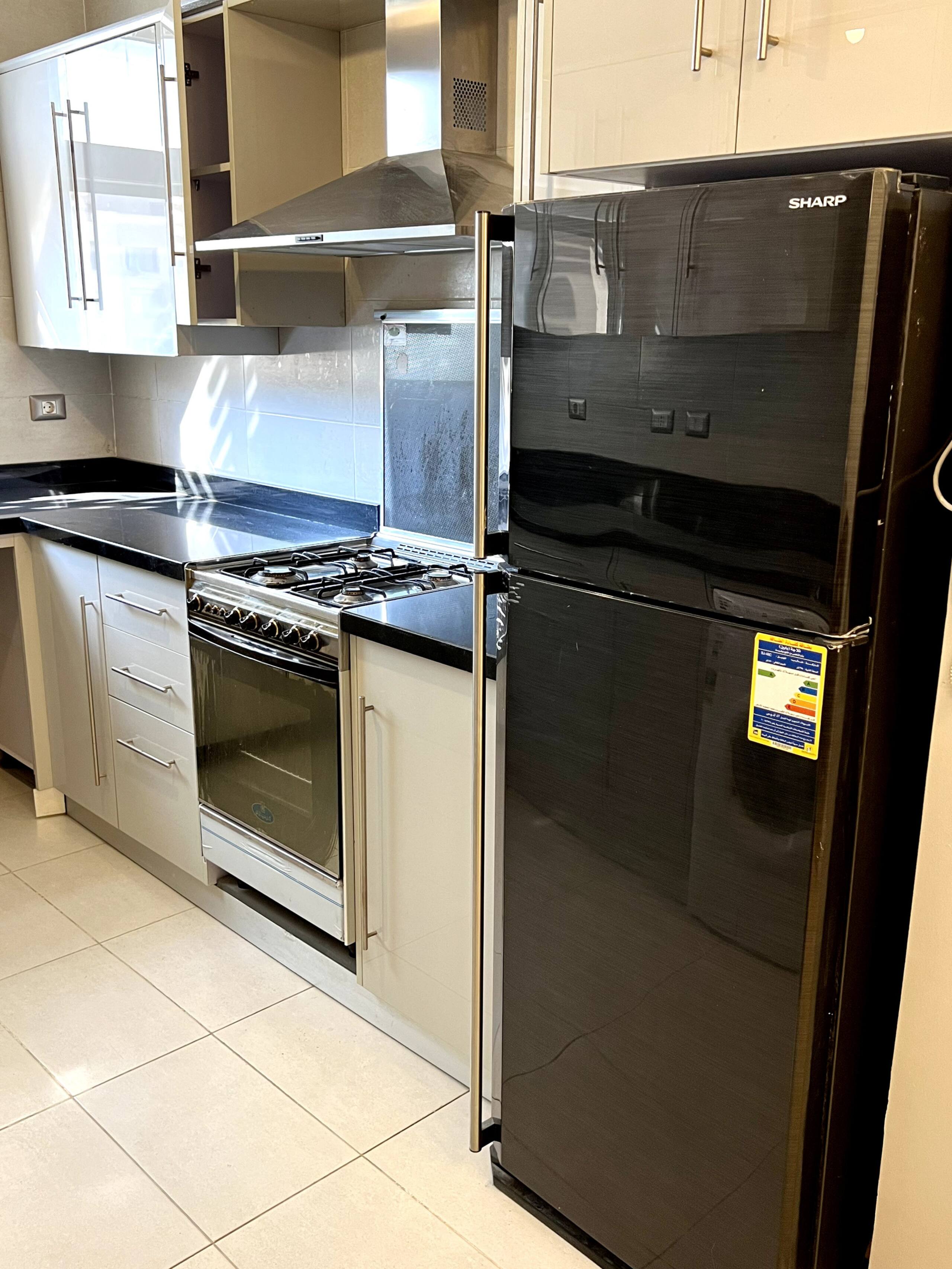 Newly Furnished 1-Bed next to AUC Palm Hills VG — Full Kitchen in First New Cairo, Egypt — photo 3