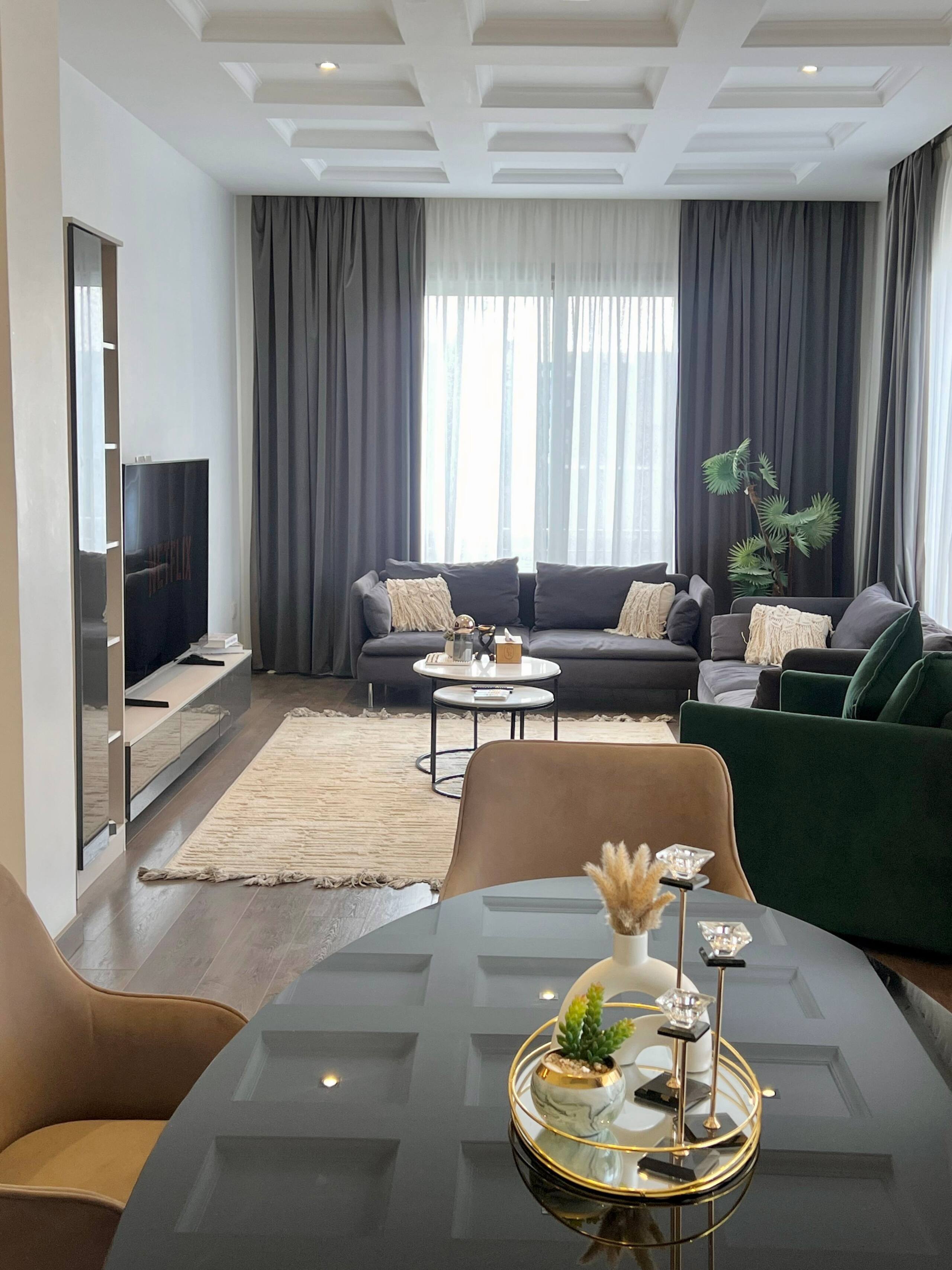 Modern Luxury Duplex in Compound Next to Mall/Cafè — Living Room in First New Cairo, Egypt — photo 3