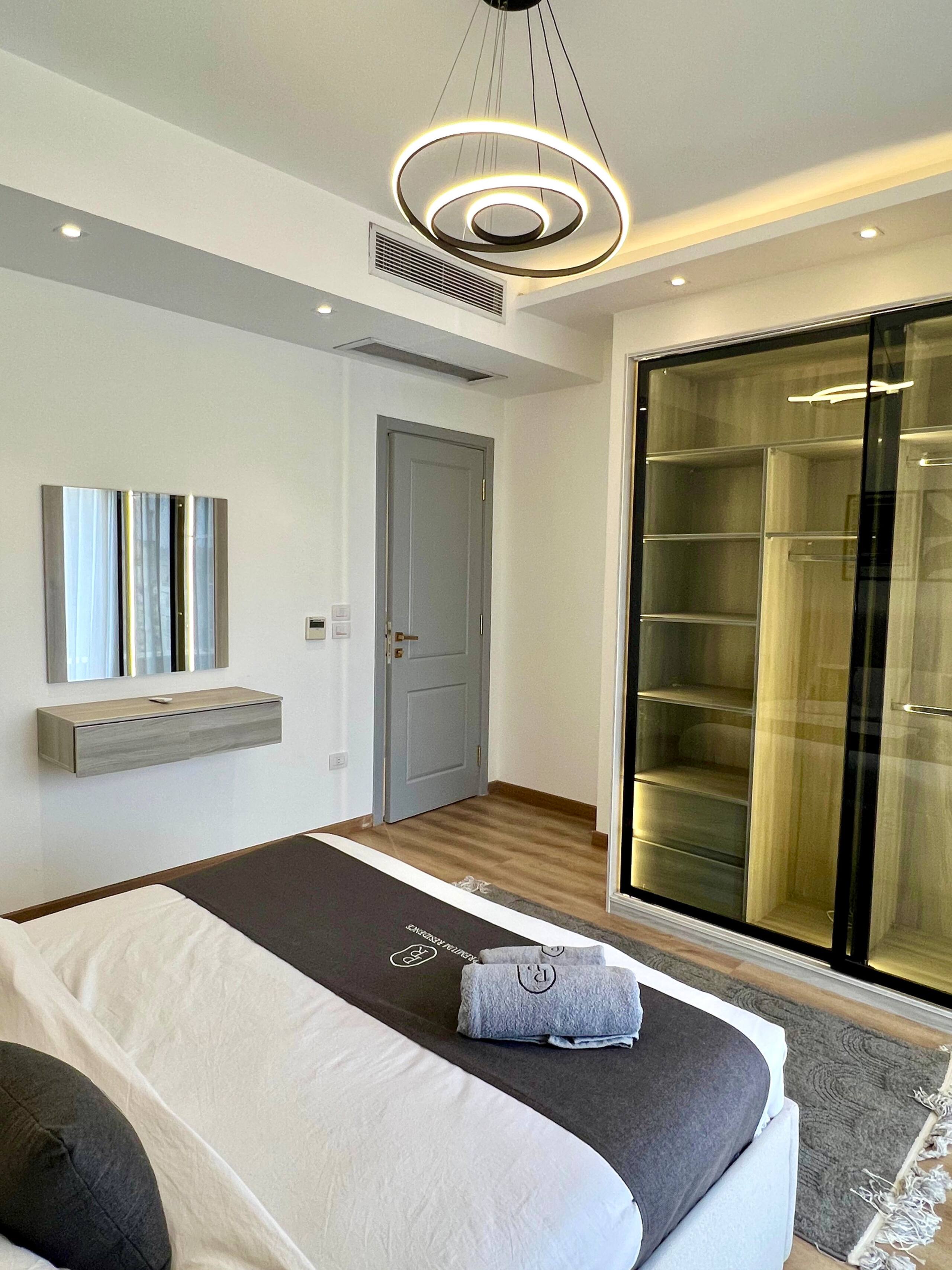 Modern Luxury Duplex in Compound Next to Mall/Cafè — Bedroom 1 in First New Cairo, Egypt — photo 2