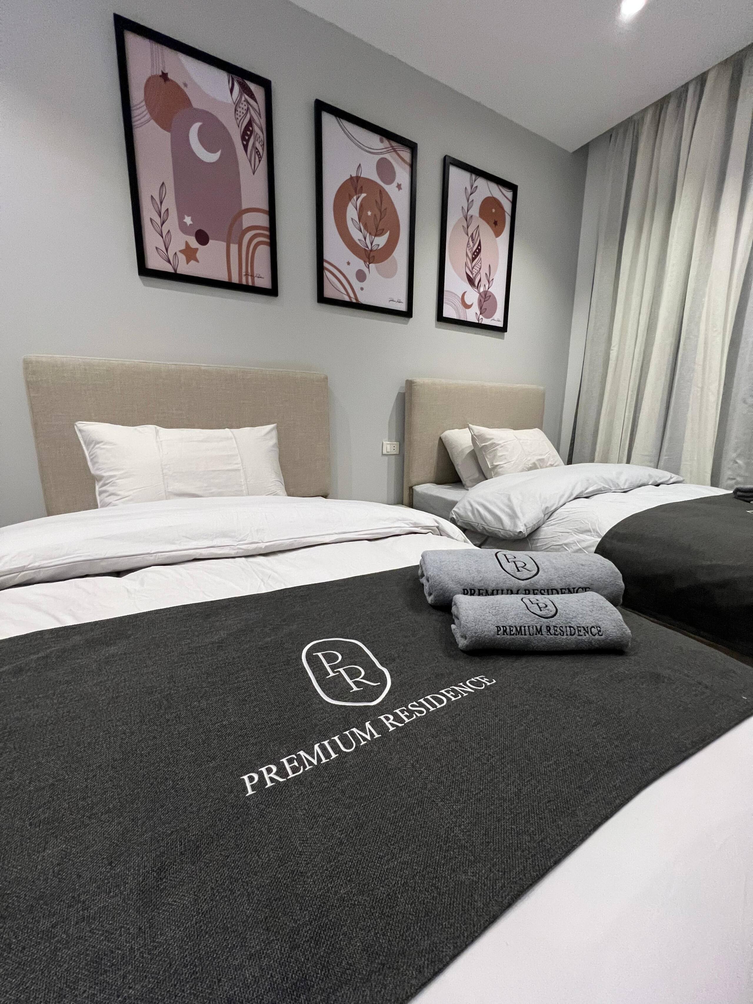 Premium Residence 2-Bed Serviced Palm Hills *NEW* — Bedroom 2 in First New Cairo, Egypt — photo 3