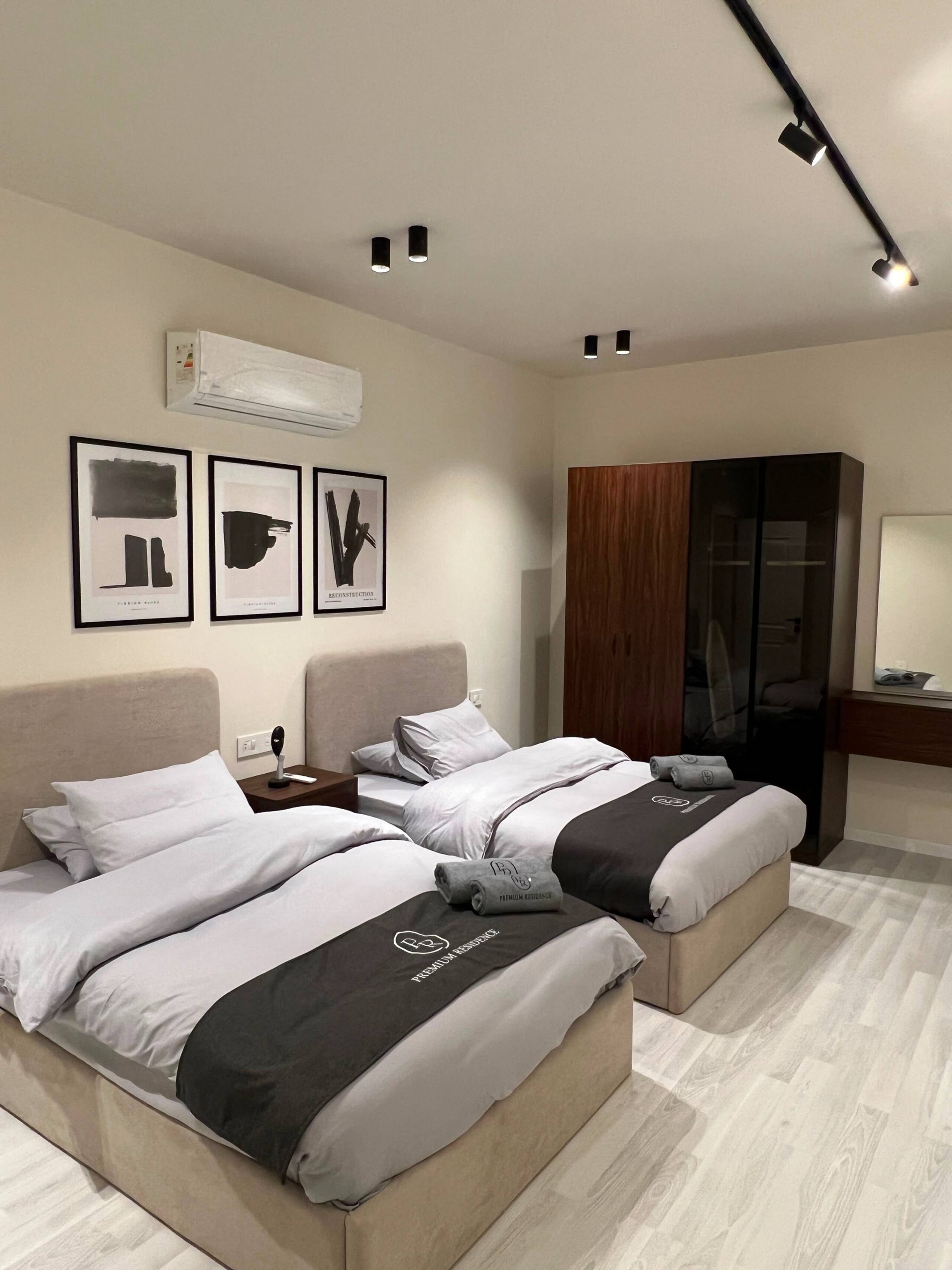 Premium Residence 3-Bedroom Charm next to Waterway — Bedroom 1 in New Cairo, Egypt
