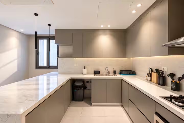 The Signature 4BR+Maid room | Garden&Pool View |SP — Full Kitchen in Cairo, Egypt, Egypt — photo 3