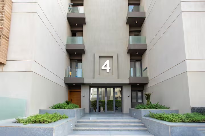 The Signature 4BR+Maid room | Garden&Pool View |SP — Exterior in Cairo, Egypt, Egypt — photo 2
