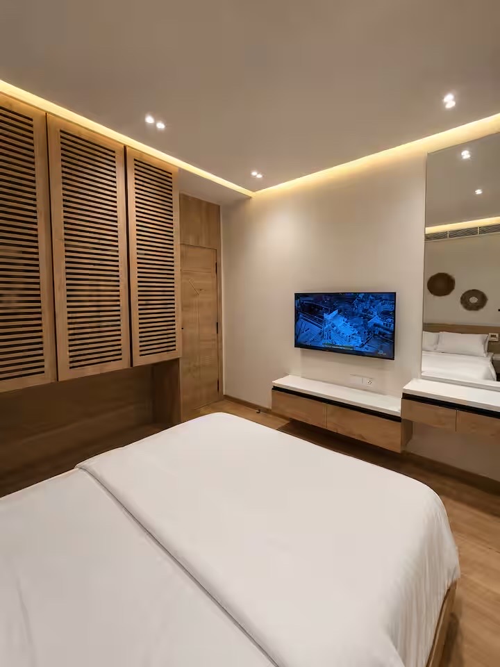WS Luxury 3BR + 150m² Private Garden • Rooftop — Bedroom 2 in Giza, Egypt, Egypt — photo 2