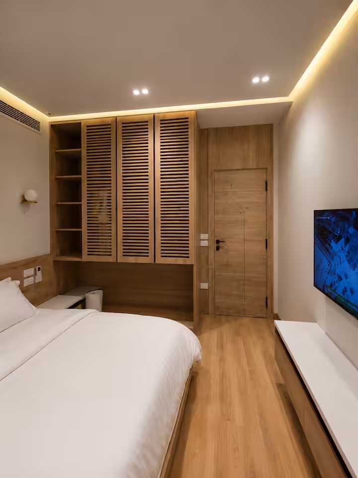 WS Luxury 3BR + 150m² Private Garden • Rooftop — Bedroom 2 in Giza, Egypt, Egypt — photo 3
