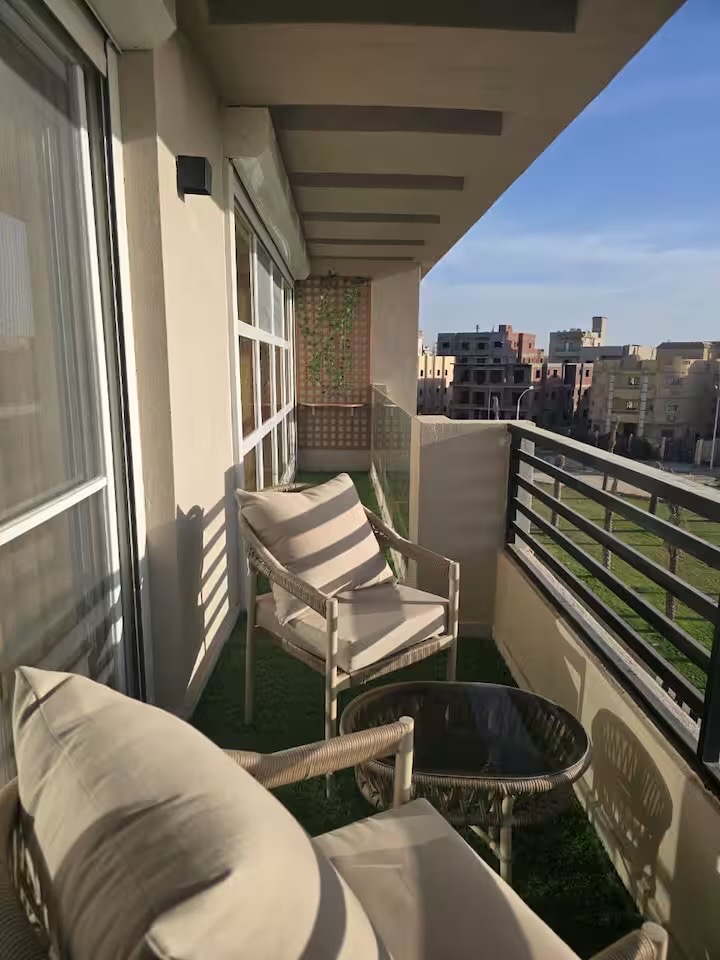 Modern 3BR Boutique Stay near Mall of Arabia /7 — Balcony in Giza, Egypt, Egypt