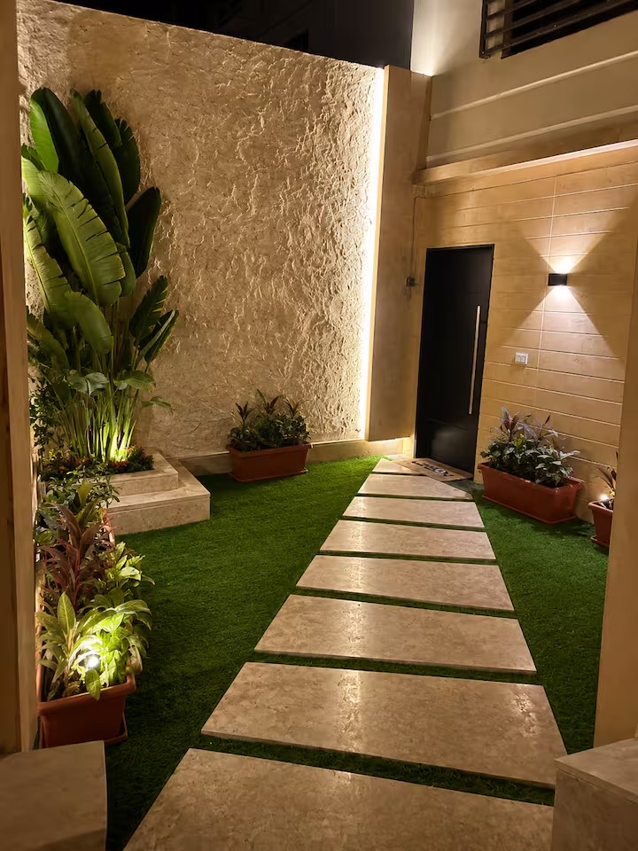 Luxury Garden Retreat|Near 5A & Cairo Festival /5 — Backyard in Cairo, Egypt, Egypt — photo 2