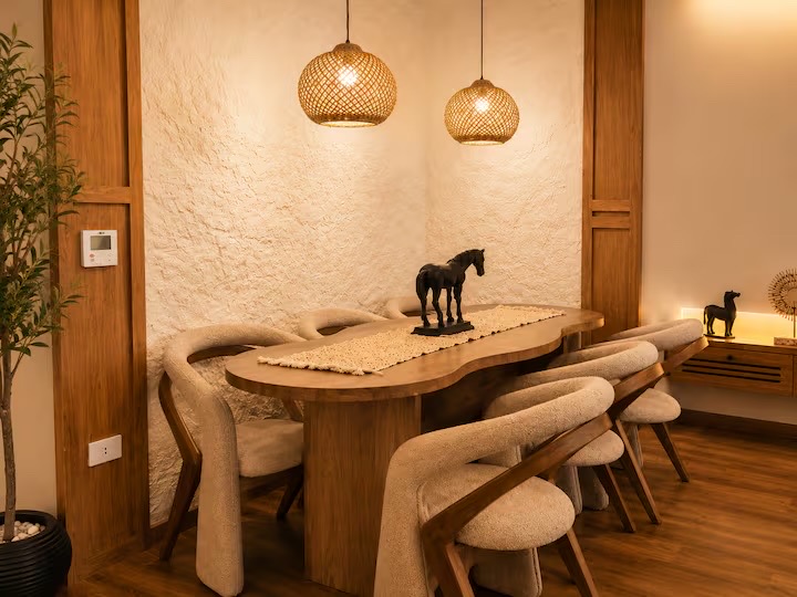 Luxury Boho 3BR Retreat Near Waterway & CFC /8 — Dining Area in Cairo, Egypt, Egypt — photo 3