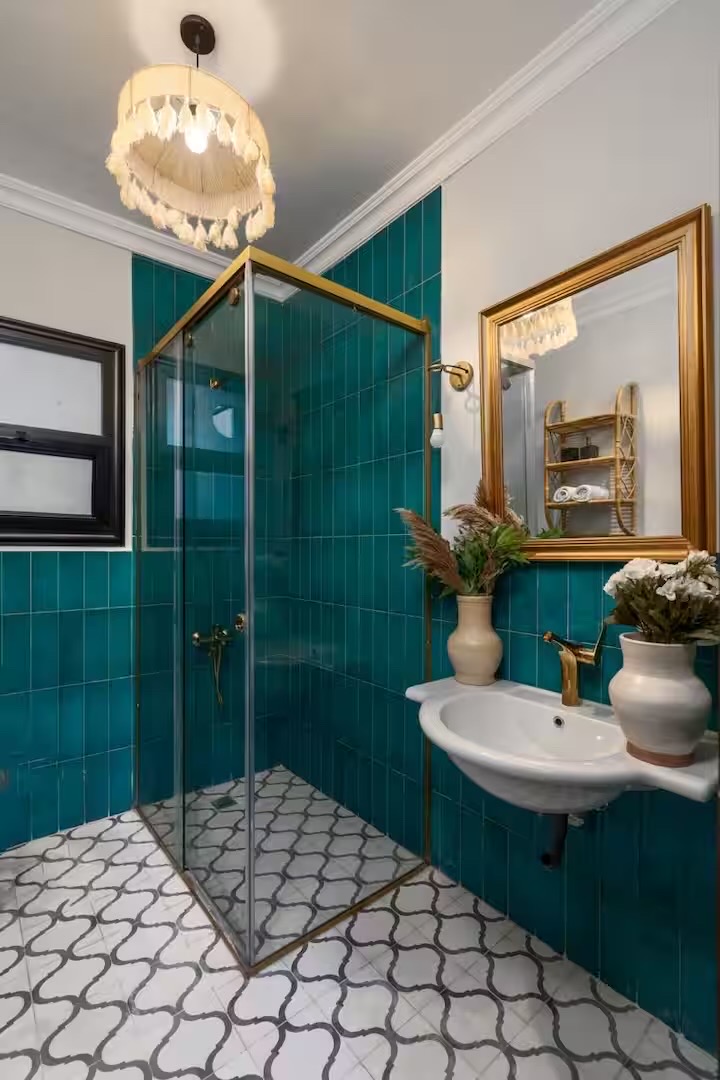 The Bohemian khan Pyramids Gem view — Full bathroom 1 in Giza, Egypt, Egypt — photo 3