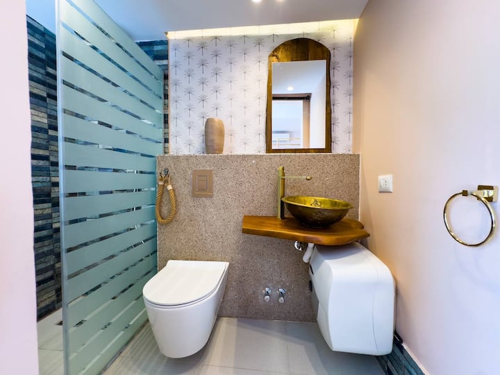 Palm Dreams Saray : Pyramids view — Full bathroom 1 in Giza, Egypt, Egypt — photo 3