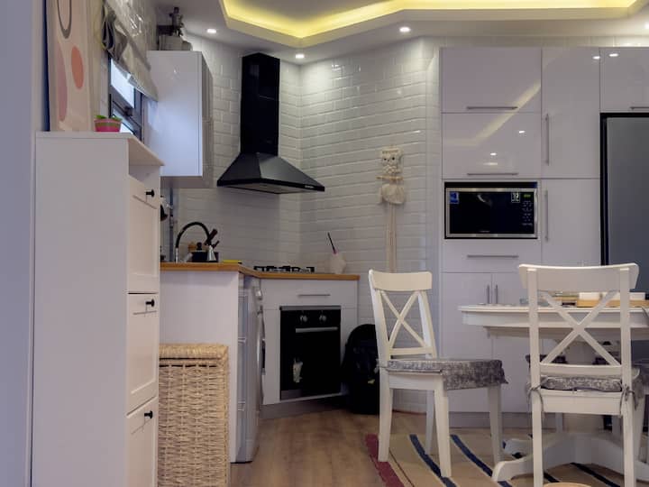 Cozy& peaceful hideout Saray with garden oasis — Full Kitchen in Cairo, Egypt, Egypt