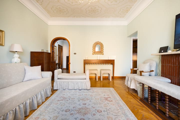 El Dur Khan | Classical Saray — Living Room in Giza, Egypt, Egypt