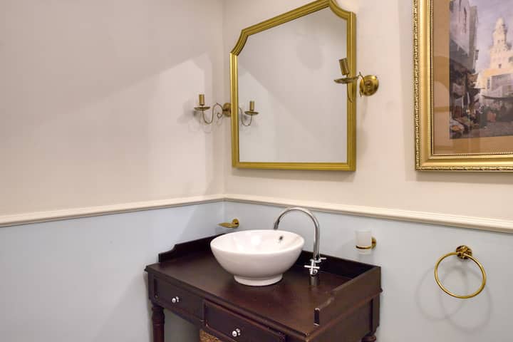 Best Deal Alanduels Downtown — Full bathroom 1 in Cairo, Egypt, Egypt — photo 3