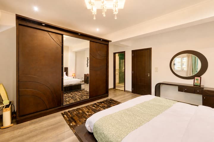 Saray 3BR Escape | Jacuzzi & Balcony | New Cairo — Bedroom 1 in Cairo, Egypt, Egypt — photo 3