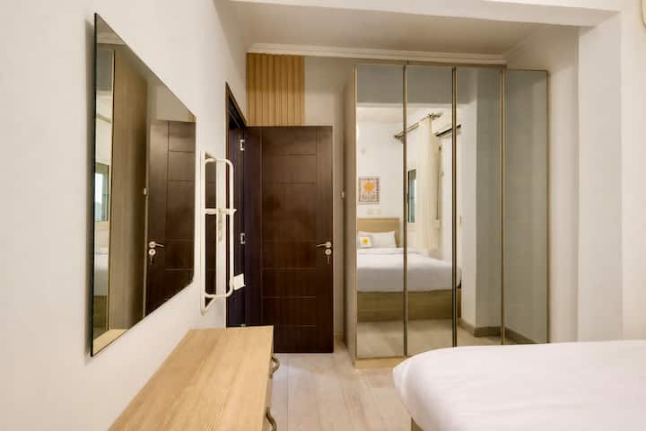 Saray 3BR Escape | Jacuzzi & Balcony | New Cairo — Bedroom 3 in Cairo, Egypt, Egypt — photo 2