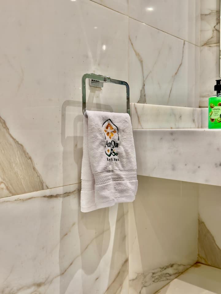 peaceful 2BR Zamalek Saray. — Additional Photos in Giza, Egypt, Egypt — photo 3