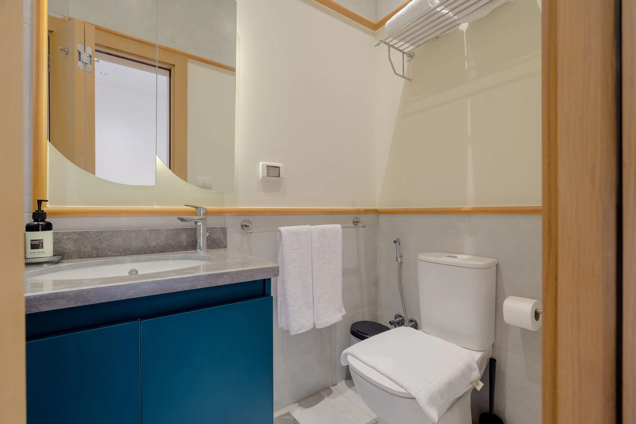Serviced City-View Studio near Orman Garden, Giza — Full bathroom 1 in Near Orman Botanical Garden & Giza Zoo, off Nile St, Giza, Egypt