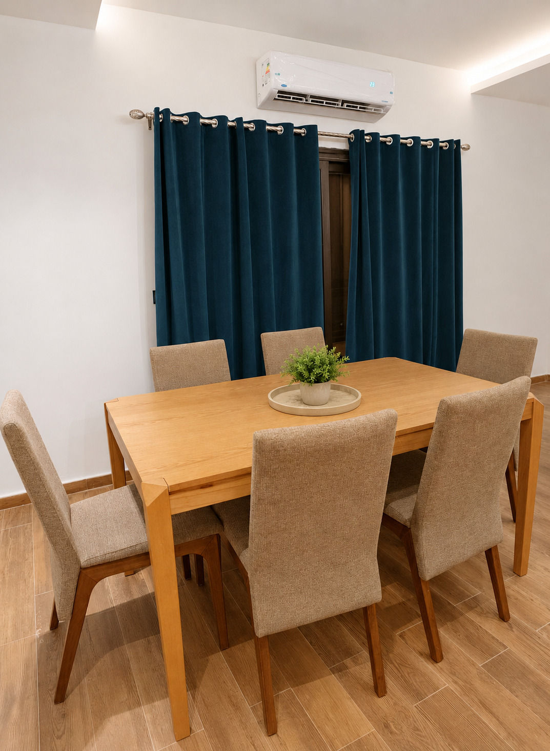 Travelholic Standard 1BR Apartment near CFC | South Academy 203 — Dining Area in Travelholic New Cairo Residence. Unit 203., Egypt — photo 2