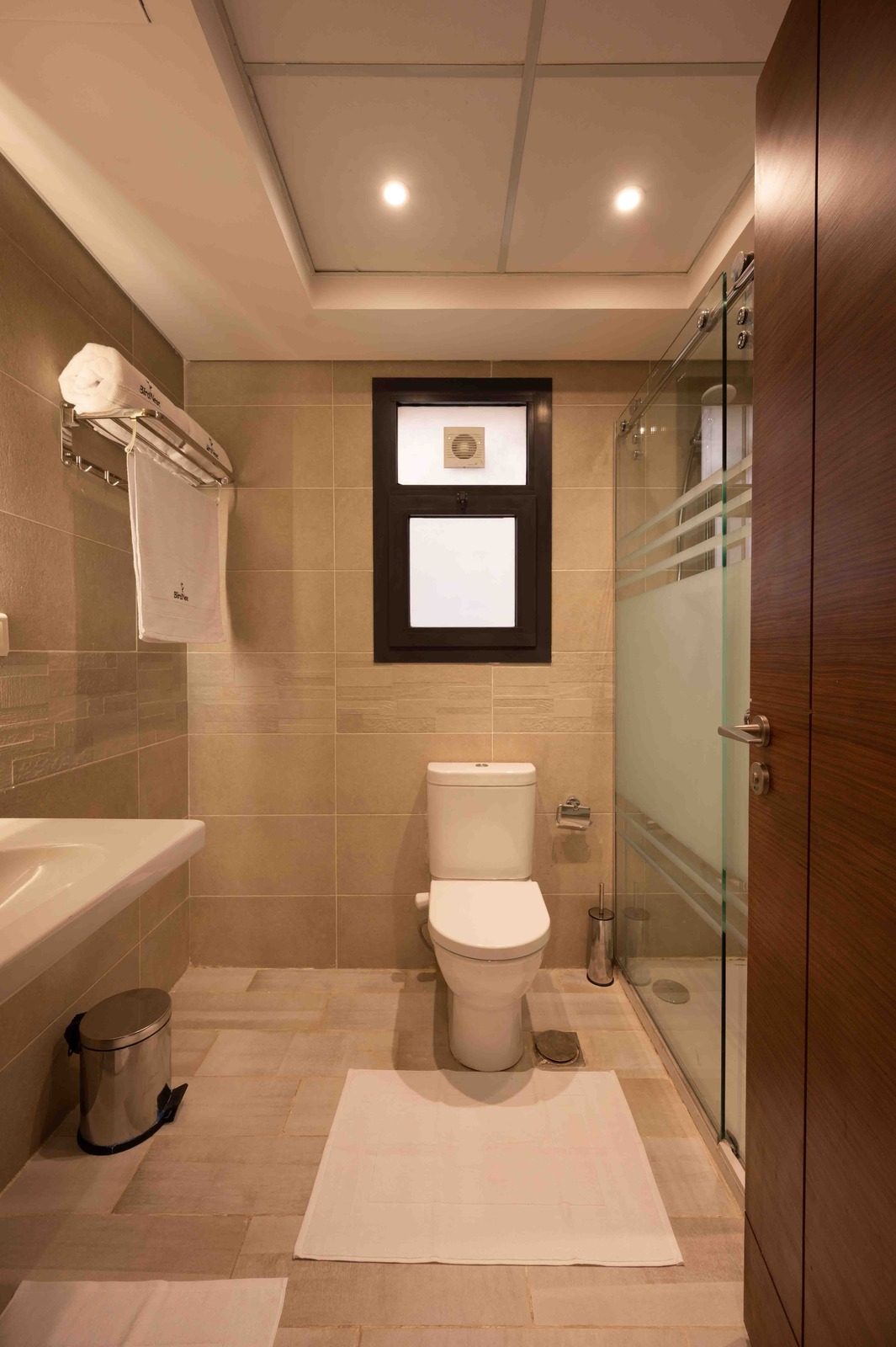 Pristine 2BR Apartment – City View – CFC — Full bathroom 2 in Aura, Cairo Festival City, Egypt