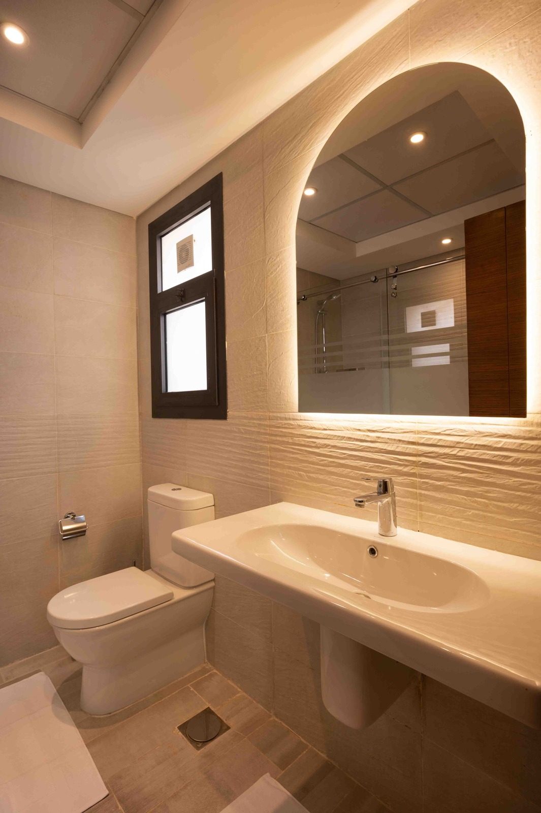 Airy 1BR Apartment – City View – CFC — Full bathroom 1 in Aura, Cairo Festival City, Egypt
