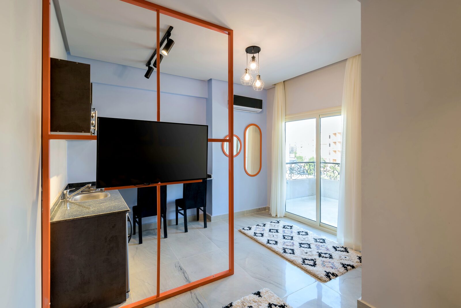 Travelholic Colorful Studio with Balcony | 90 Residence 305 — Balcony in Travelholic 90st Residence. Unit 305., Egypt — photo 2