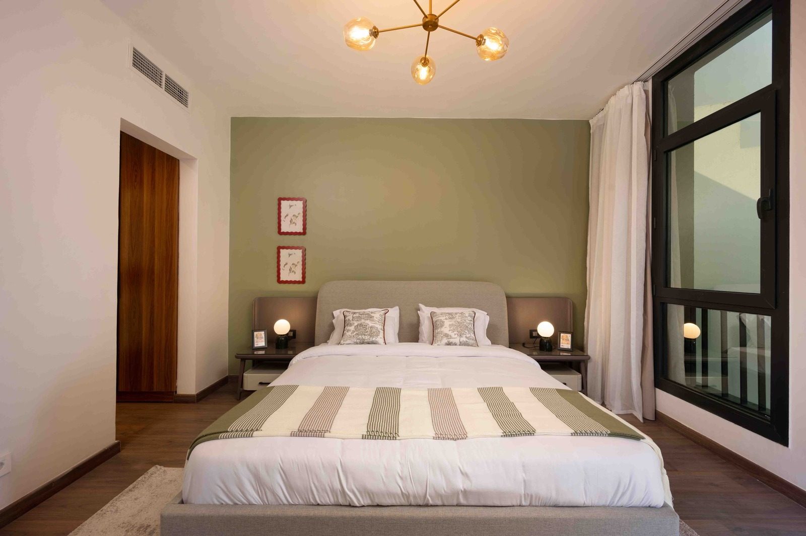 Vibrant 2BR Apartment – Garden View – CFC — Bedroom 1 in Aura, Cairo Festival City, Egypt — photo 2