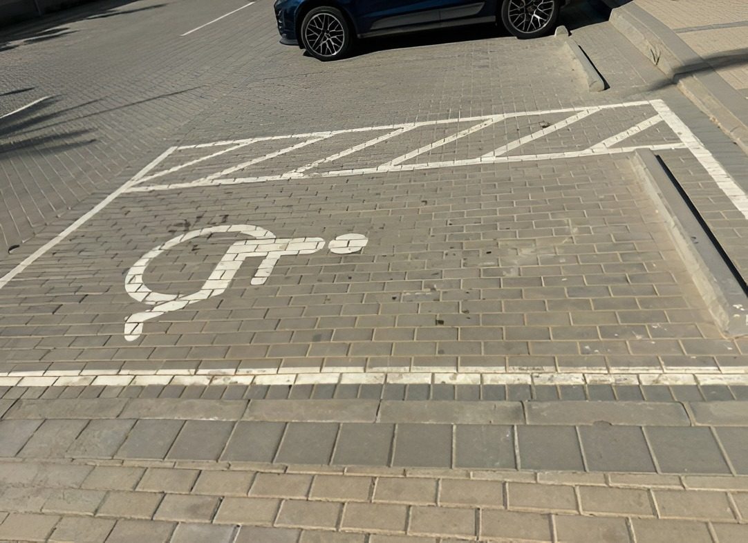 Bright 3BR Apartment – City View – CFC — Additional Photos in Aura, Cairo Festival City, Egypt