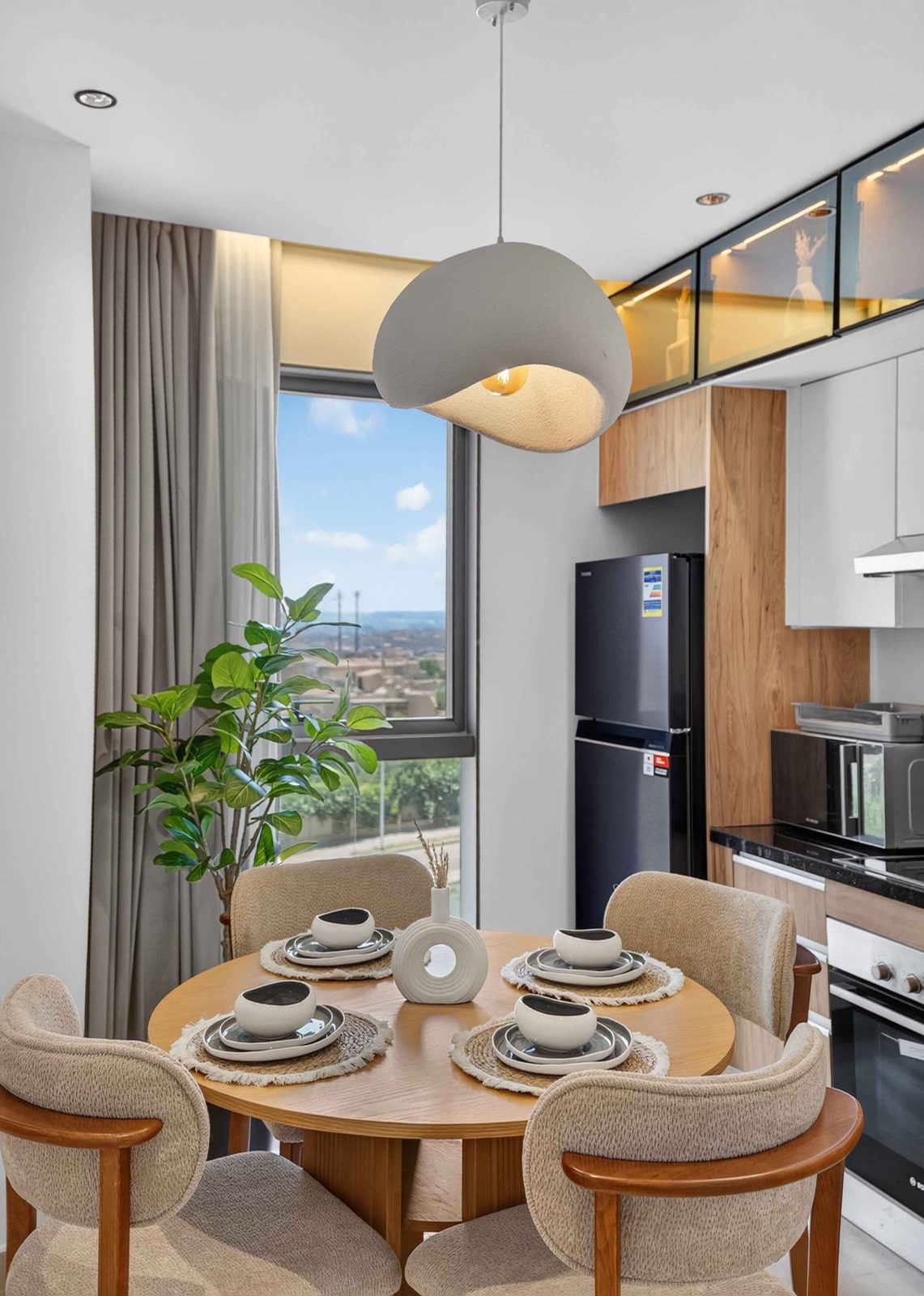 Cozy Studio – Sheikh Zayed – ZED Towers — Dining Area in ZED Towers, Sheikh Zayed, Egypt — photo 2