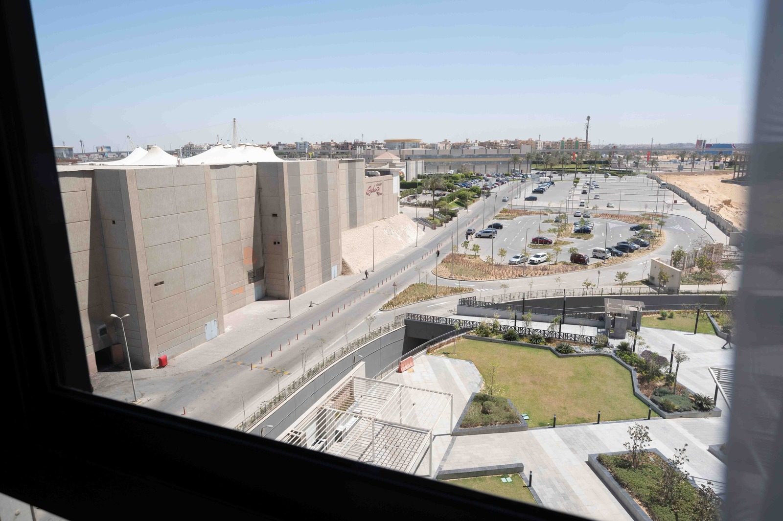 Charming 4BR Apartment – City View – Aeon Towers — Neighbourhood Preview in Aeon Towers, Sheikh Zayed, Egypt