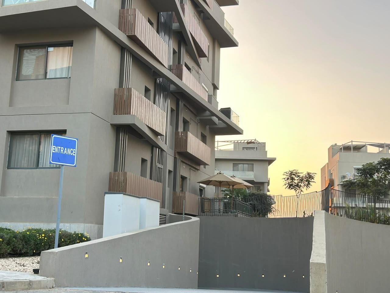 Bright 2BR Apartment – City View – SODIC — Exterior in SODIC Villette, Egypt