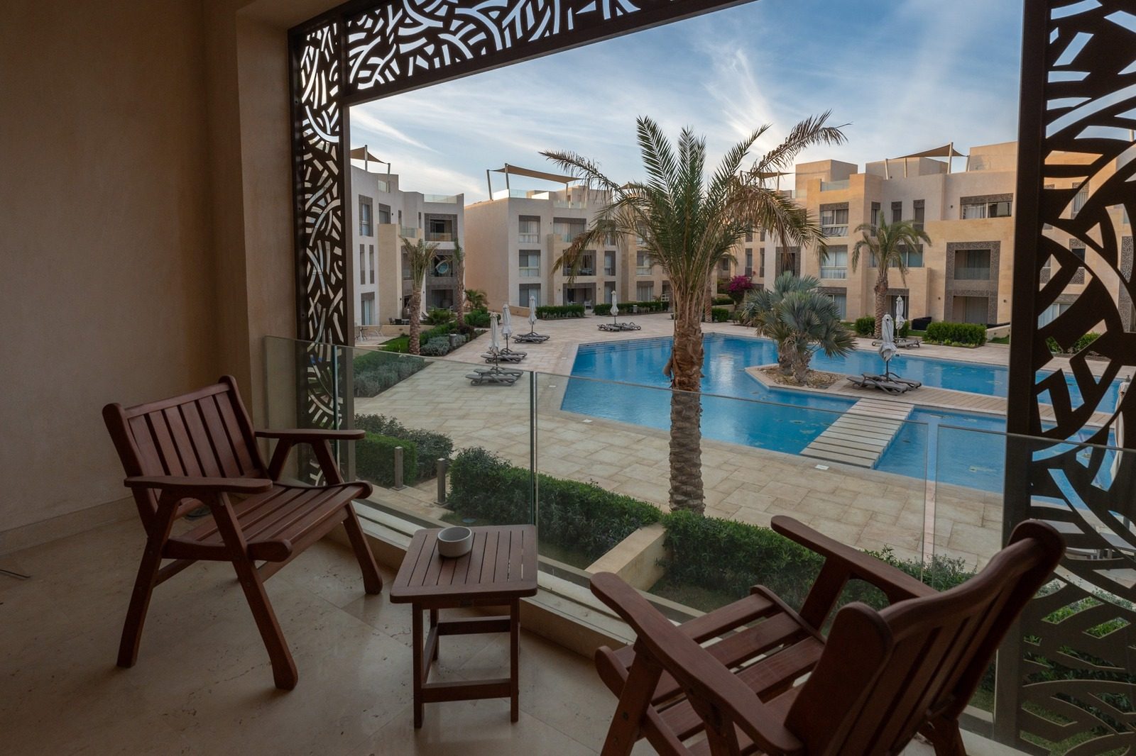 Bright 2BR Apartment – Pool View – El Gouna — Balcony in Mangroovy, El Gouna, Egypt — photo 2